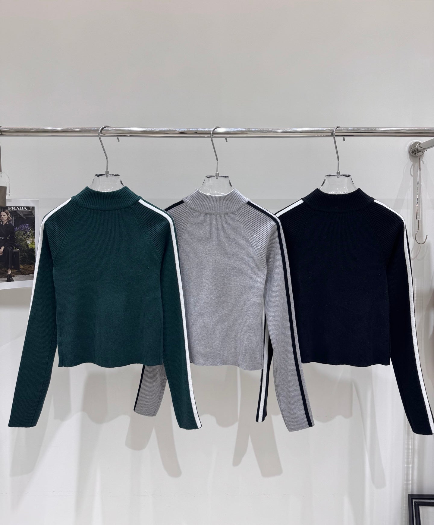 Hollow hook flower round neck knitted cardigan