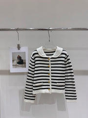🍂 Retro and trendy leopard print soft knit cardigan jacket