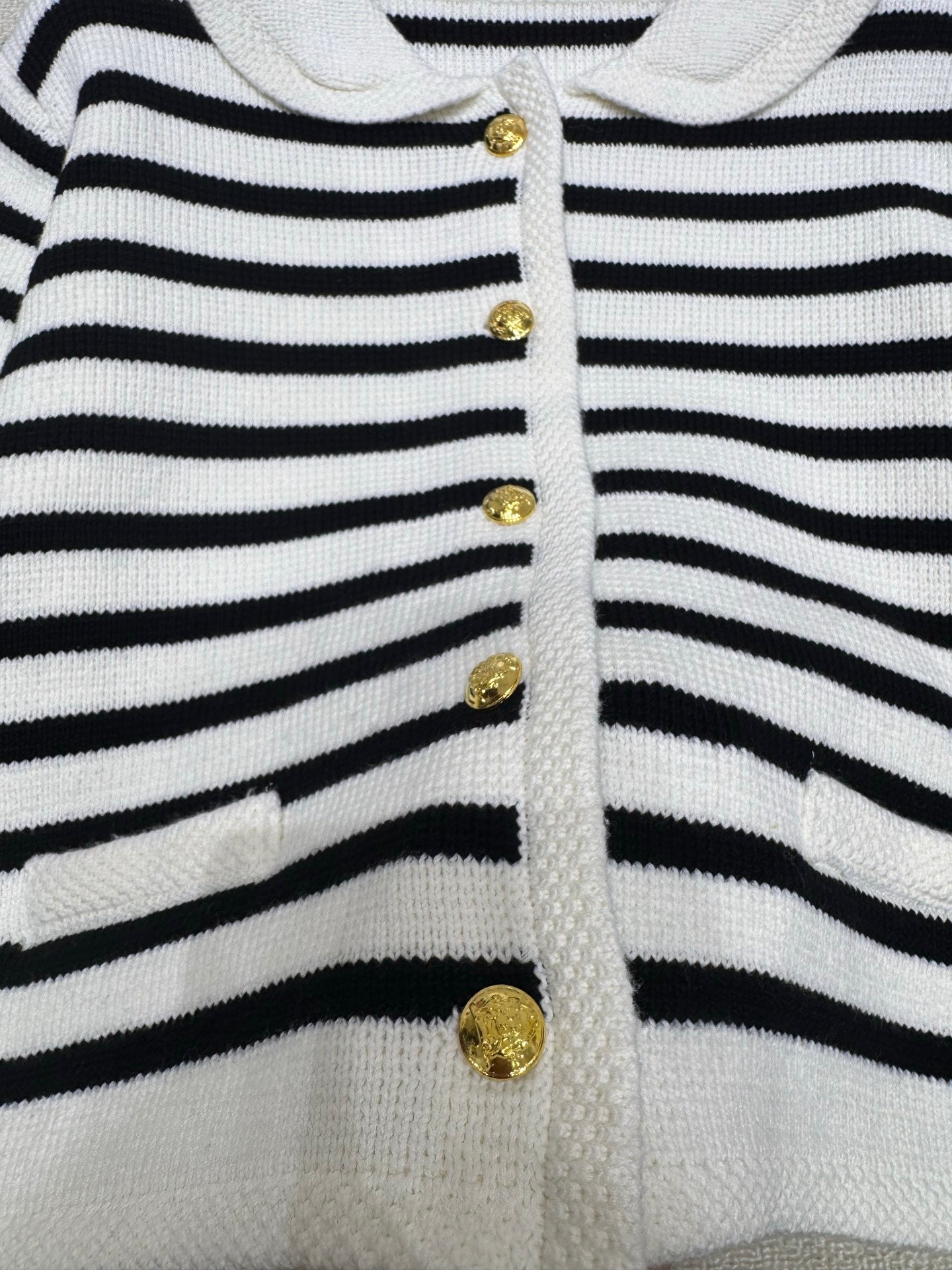 🍂 Retro and trendy leopard print soft knit cardigan jacket