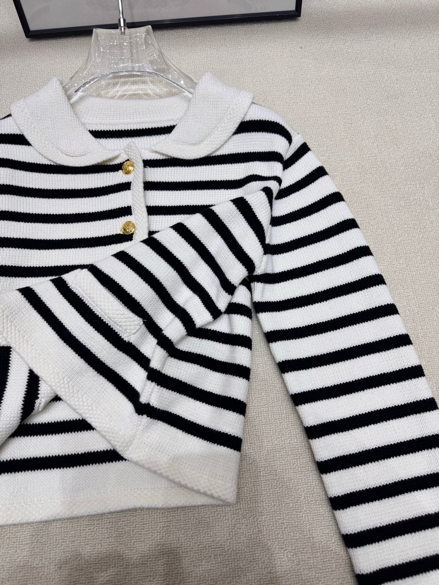 🍂 Retro and trendy leopard print soft knit cardigan jacket