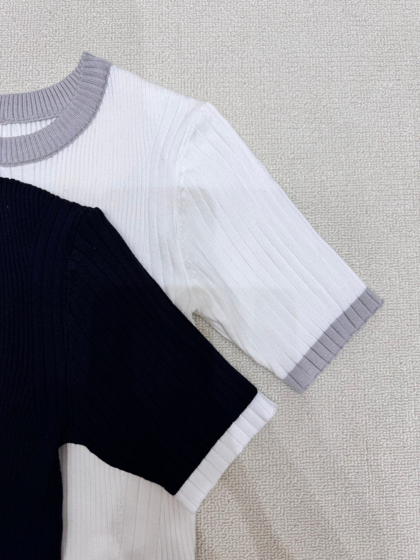 Sports and leisure knitted short sleeves