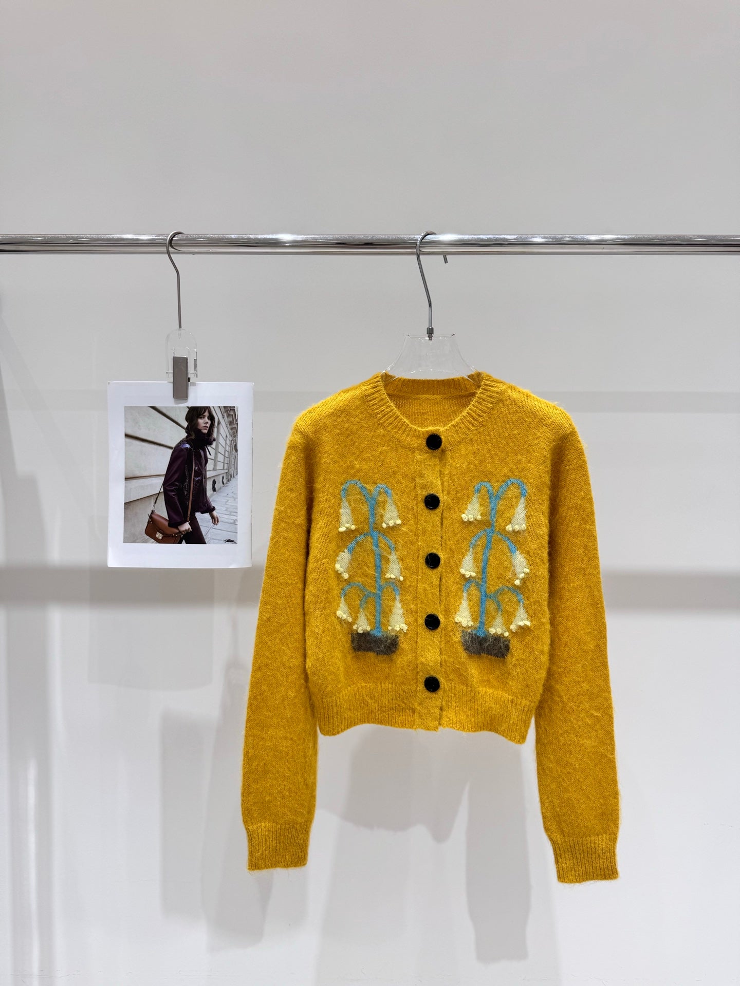 Linglan Jacquard Knitted Round Neck Cardigan