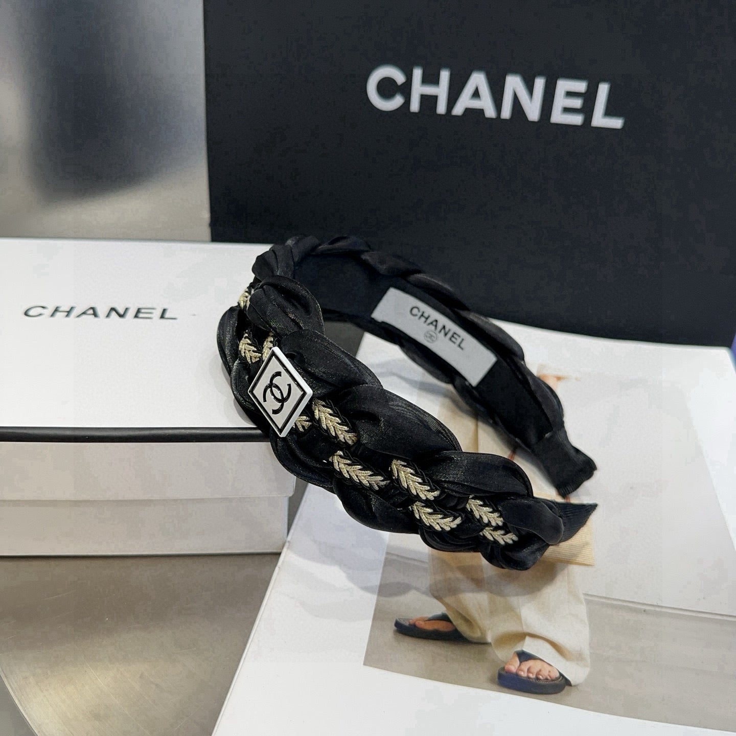 The latest Xiaoxiang explosive wide edge headband