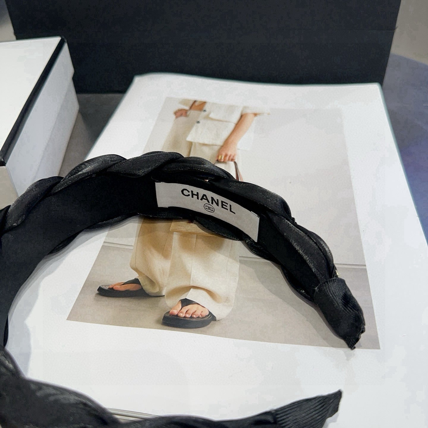The latest Xiaoxiang explosive wide edge headband