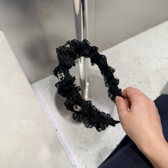 The latest small fragrant lace headband