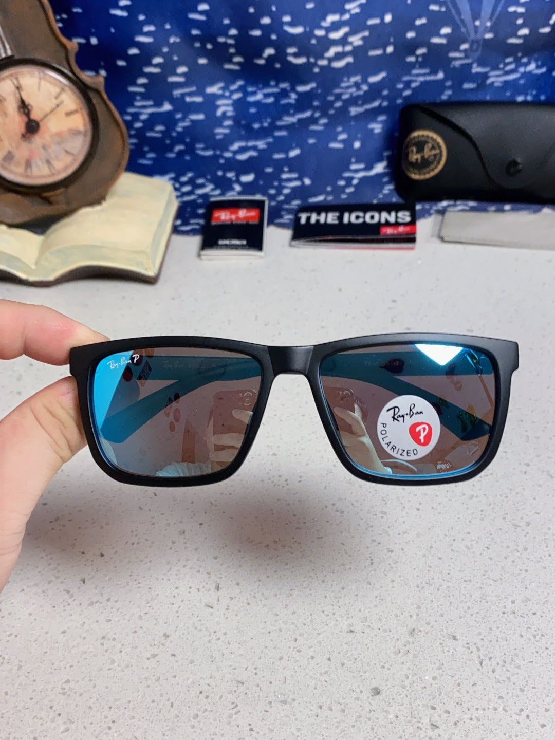 New fashionable UV resistant sunglasses