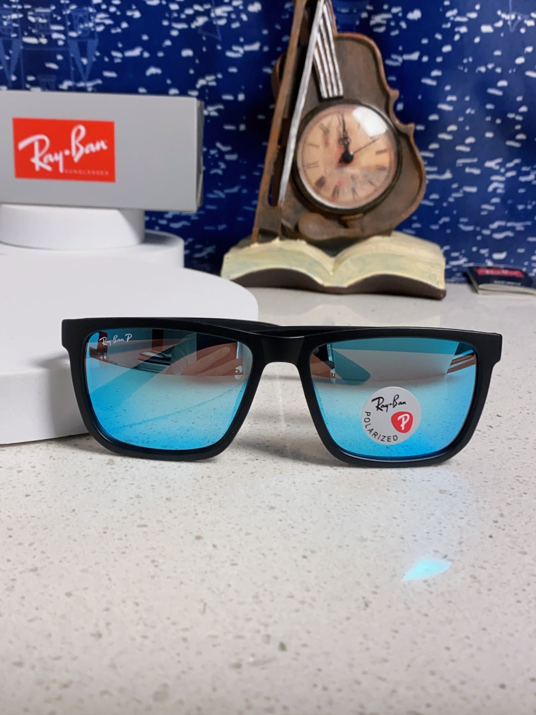 New fashionable UV resistant sunglasses