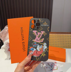 Precision hole all inclusive phone case