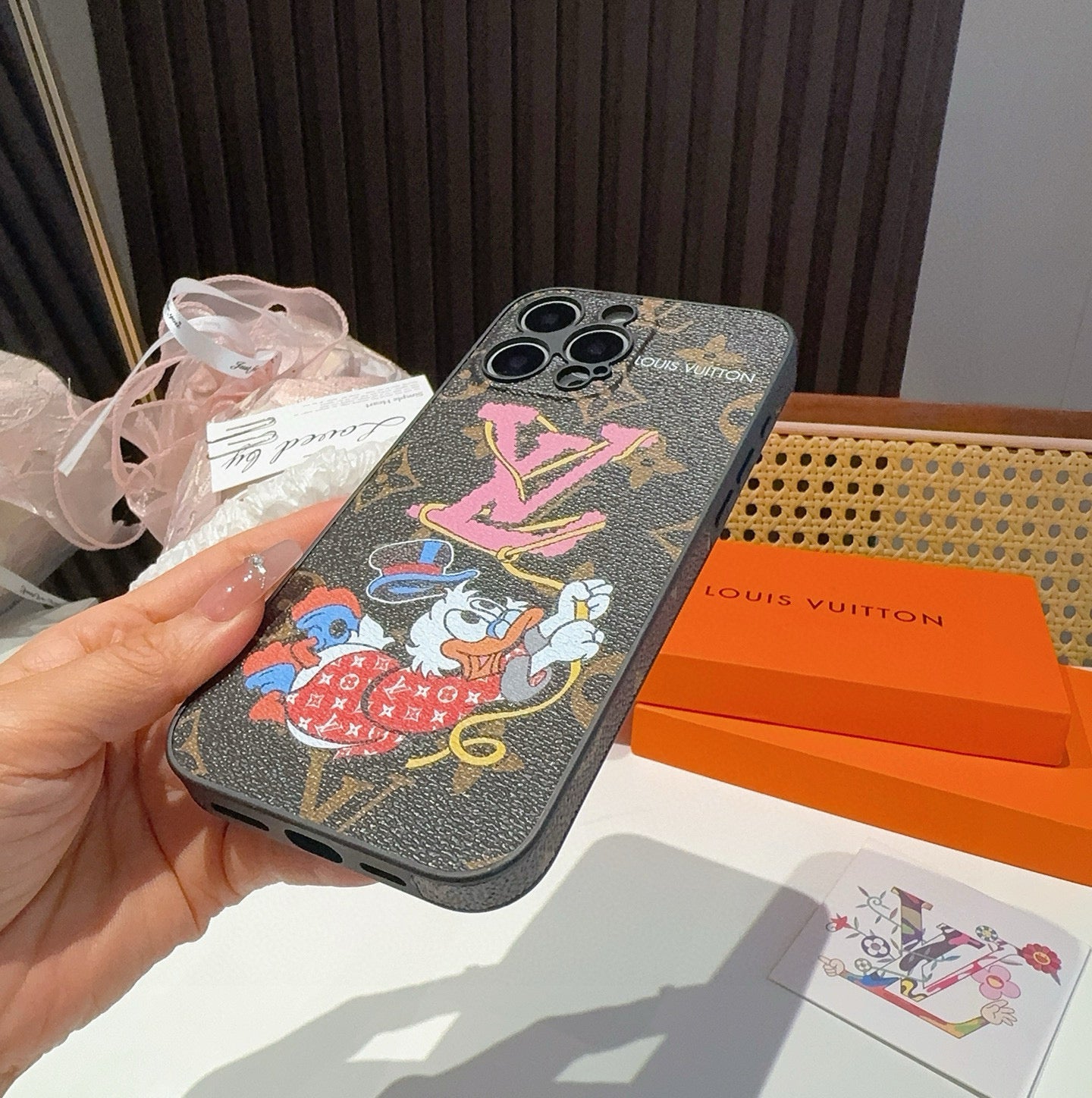 Precision hole all inclusive phone case