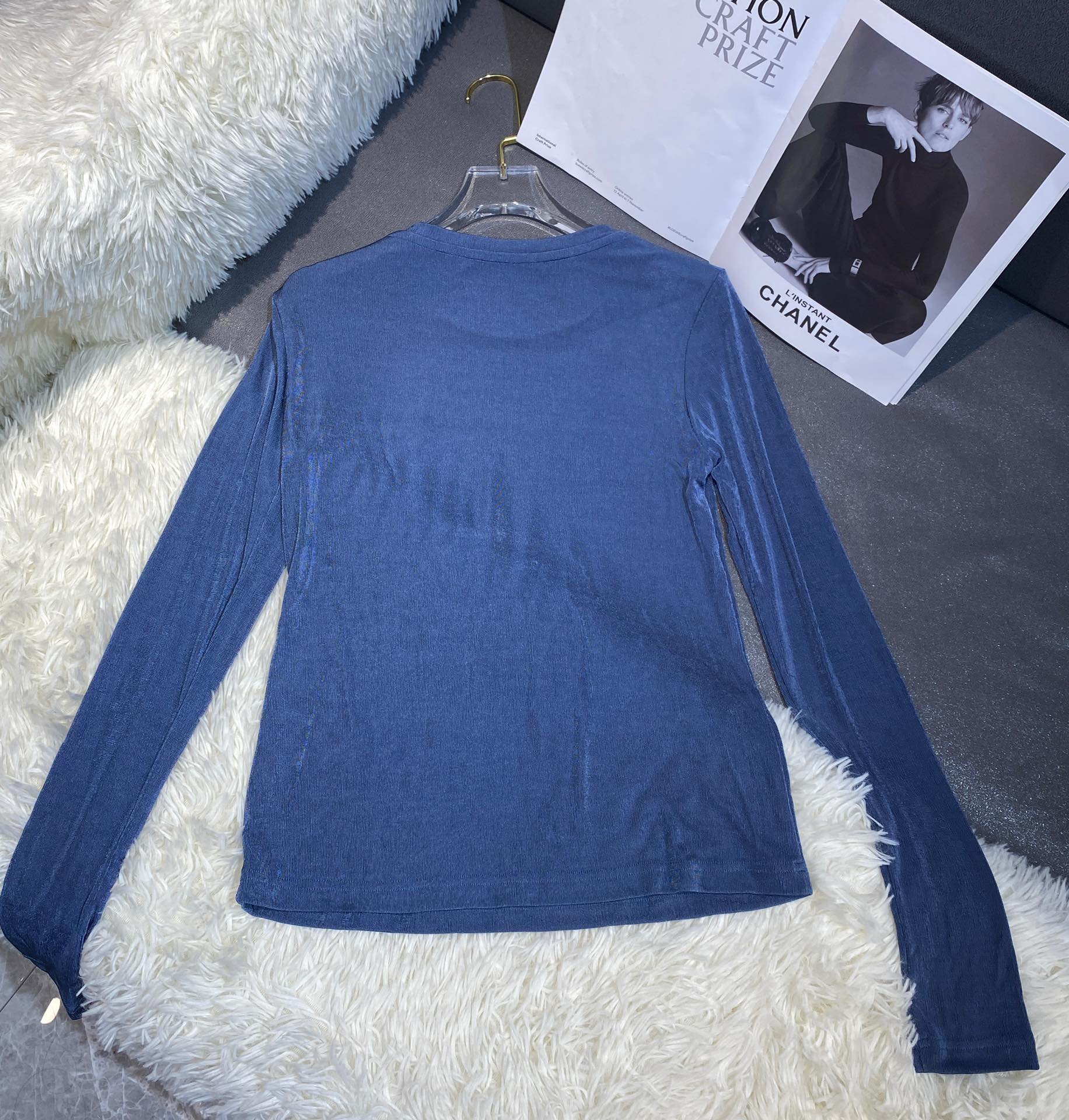 2025 new round neck base shirt
