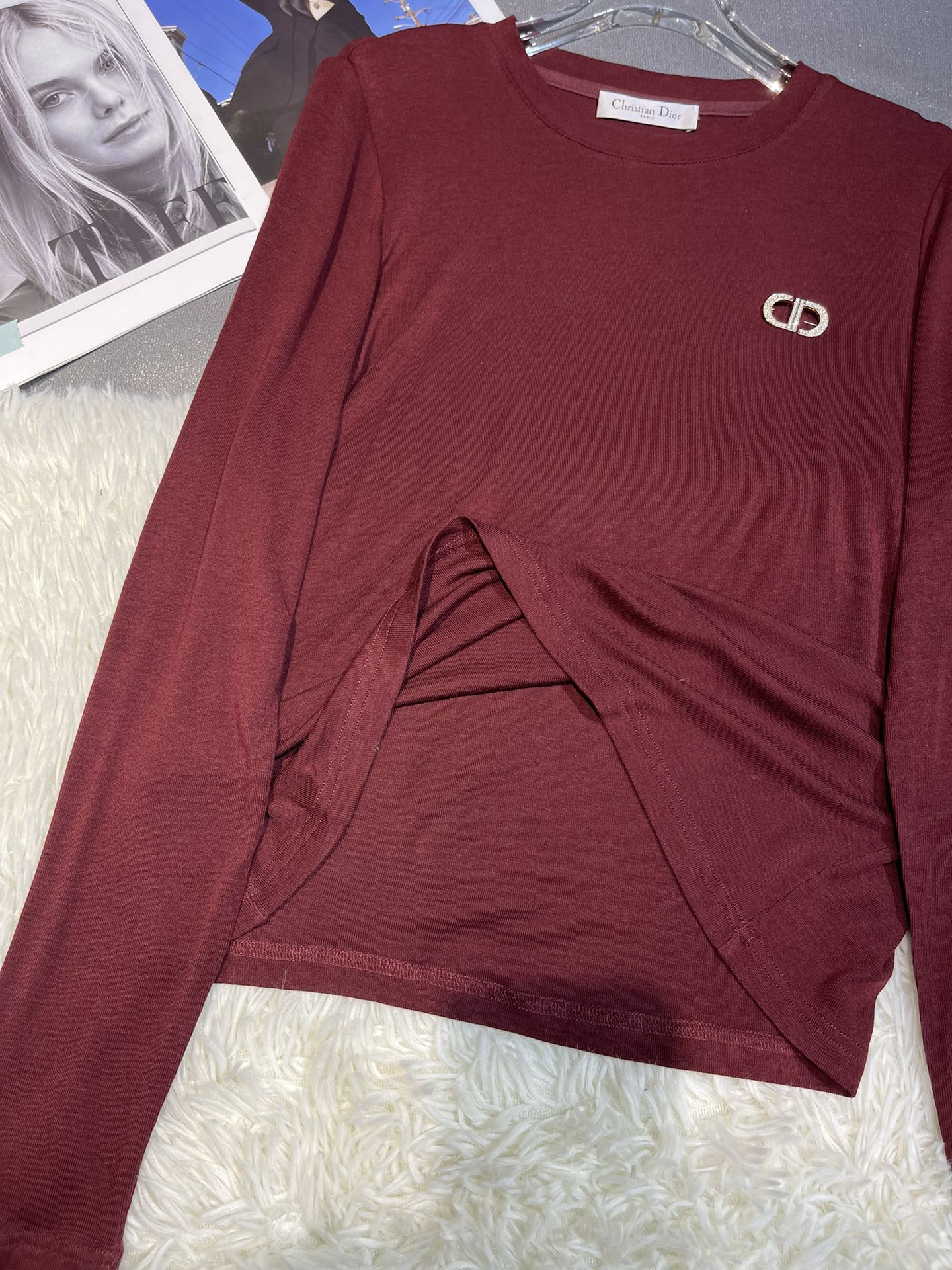 Round neck wool base sweater
