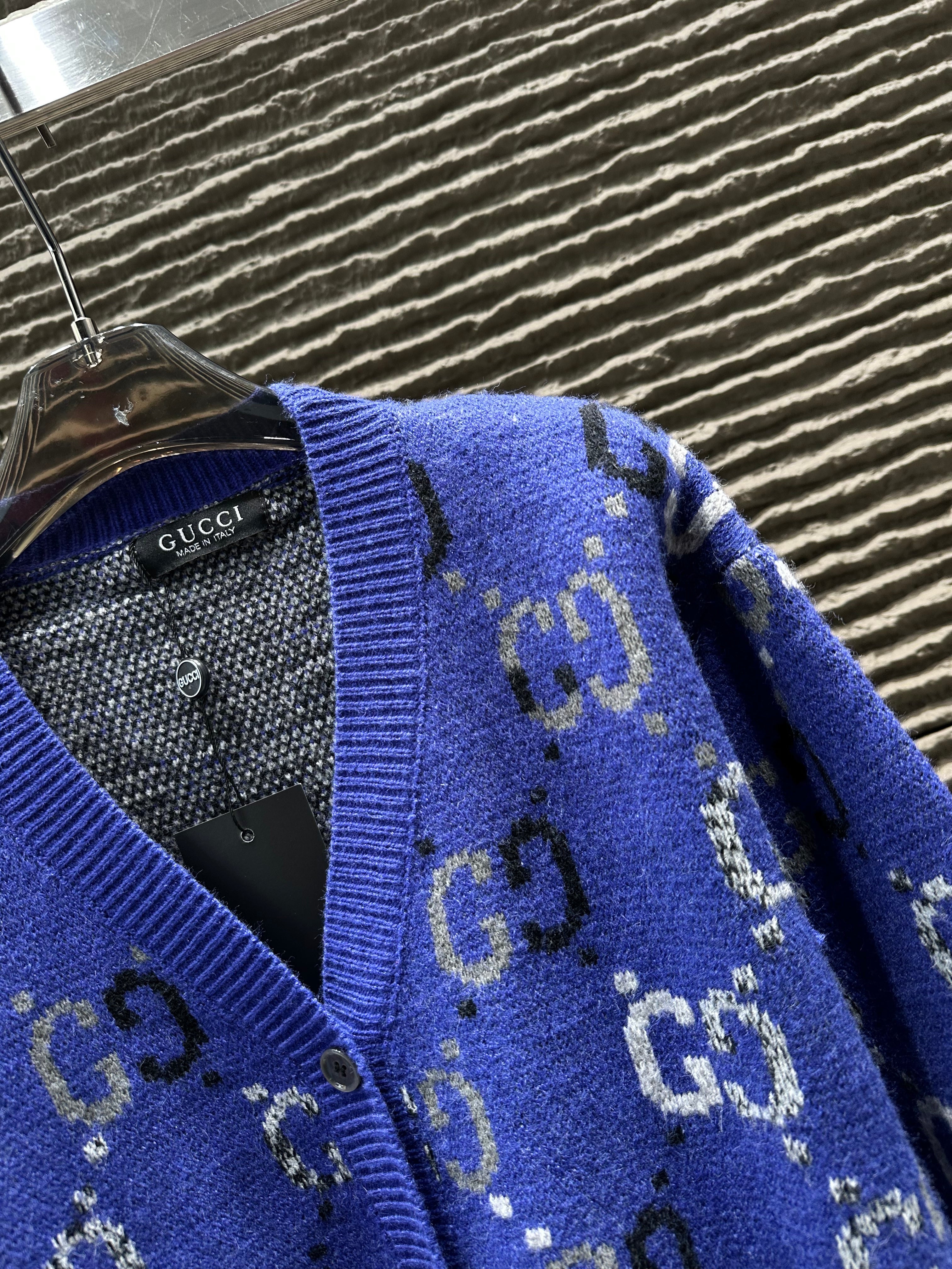 Autumn and Winter New Gradient Jacquard Letter Cardigan