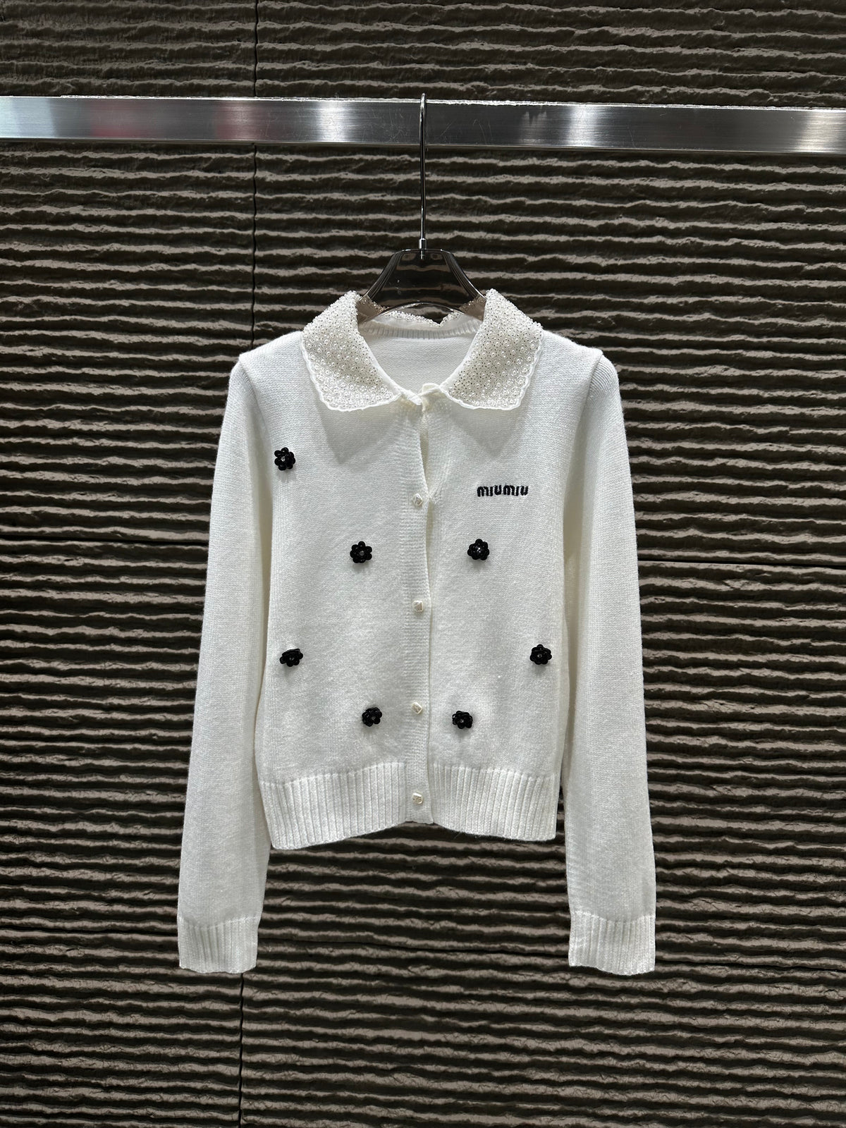 Autumn and winter new collar heavy industry socialite style cardigan