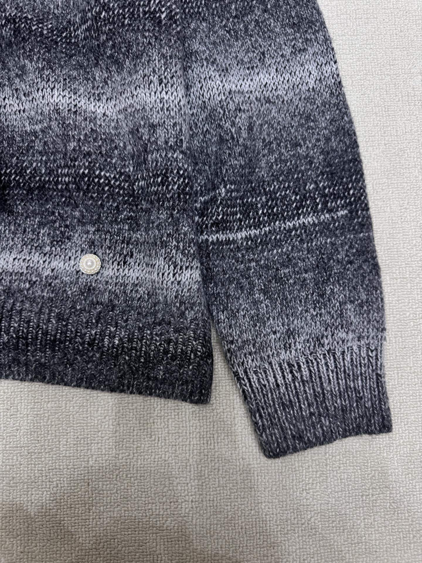 Mesh bow gray gradient knitted pullover
