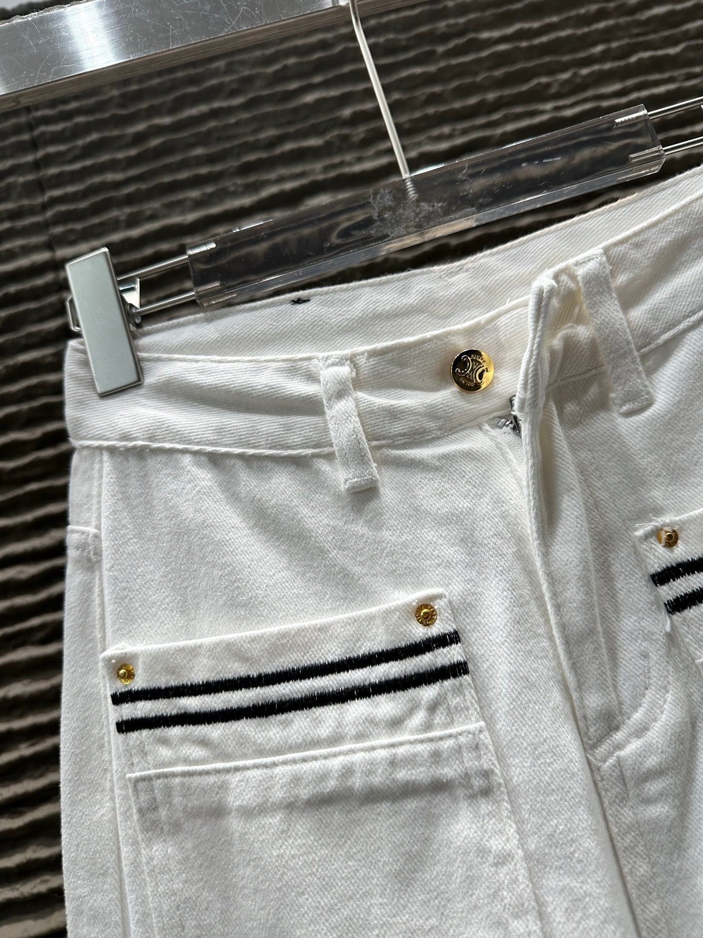 Autumn and winter new embroidered double pocket craft jeans