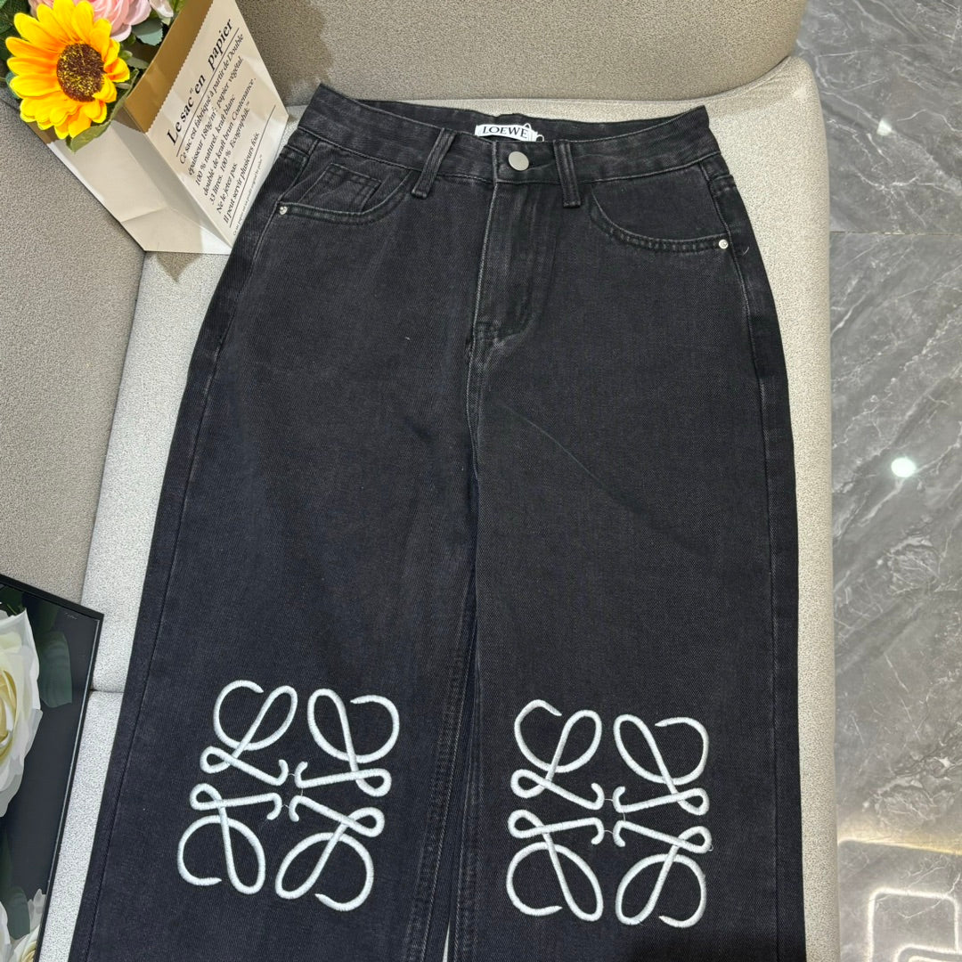 Embroidered straight leg jeans