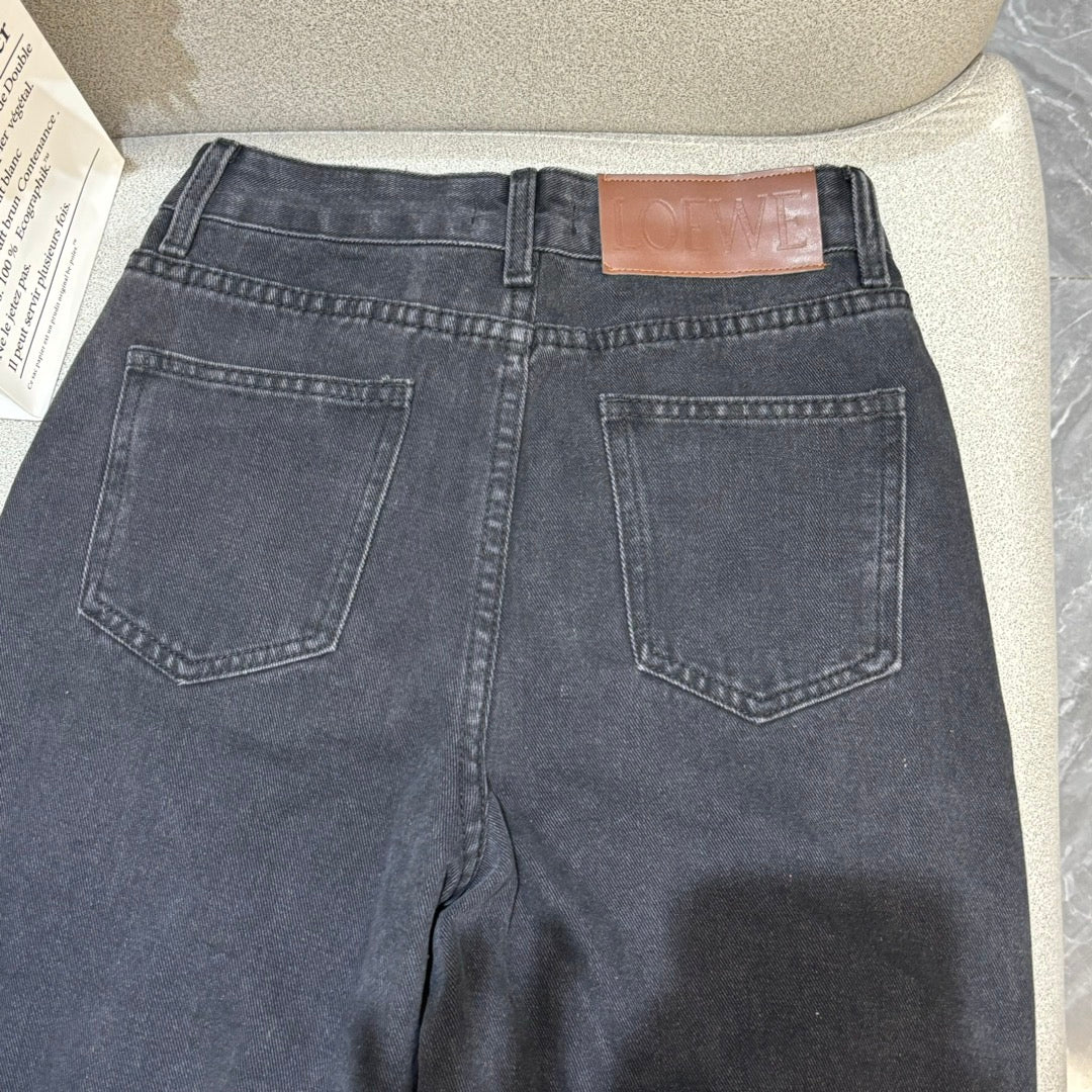 Embroidered straight leg jeans