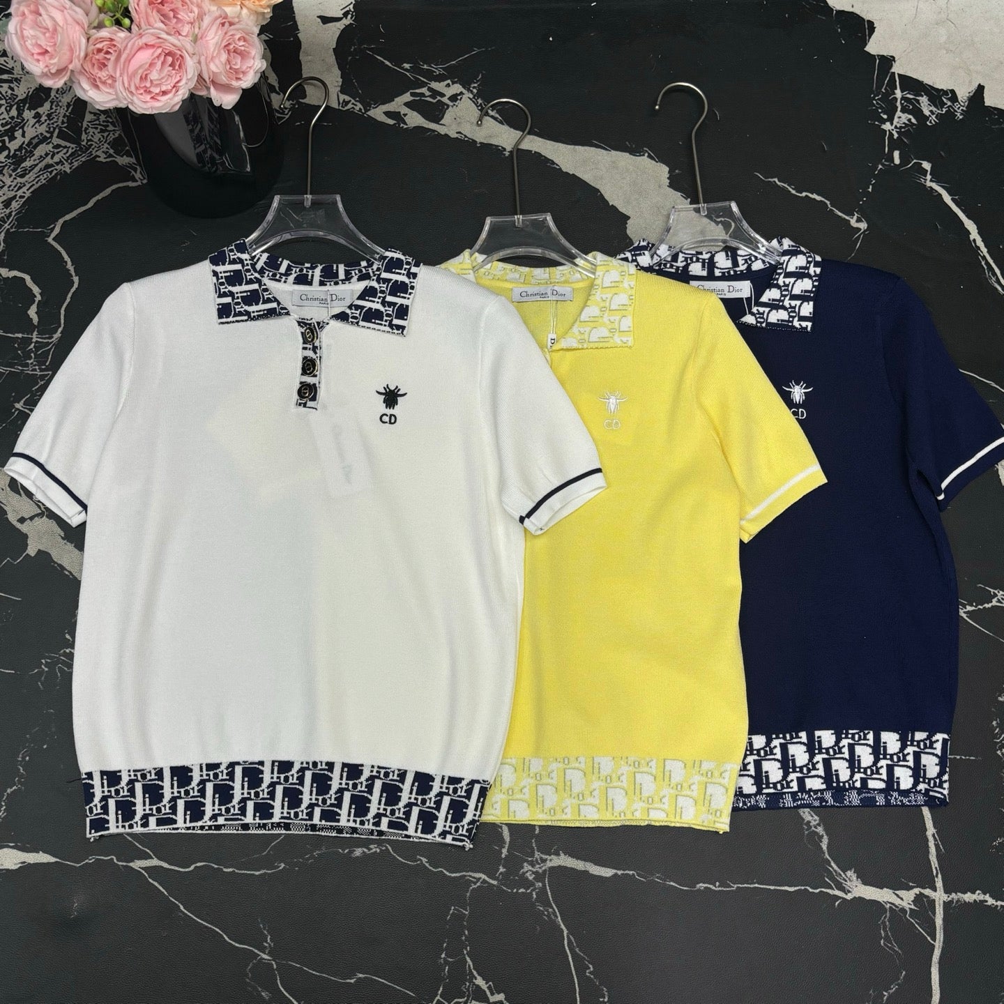 Collar jacquard knitting on top