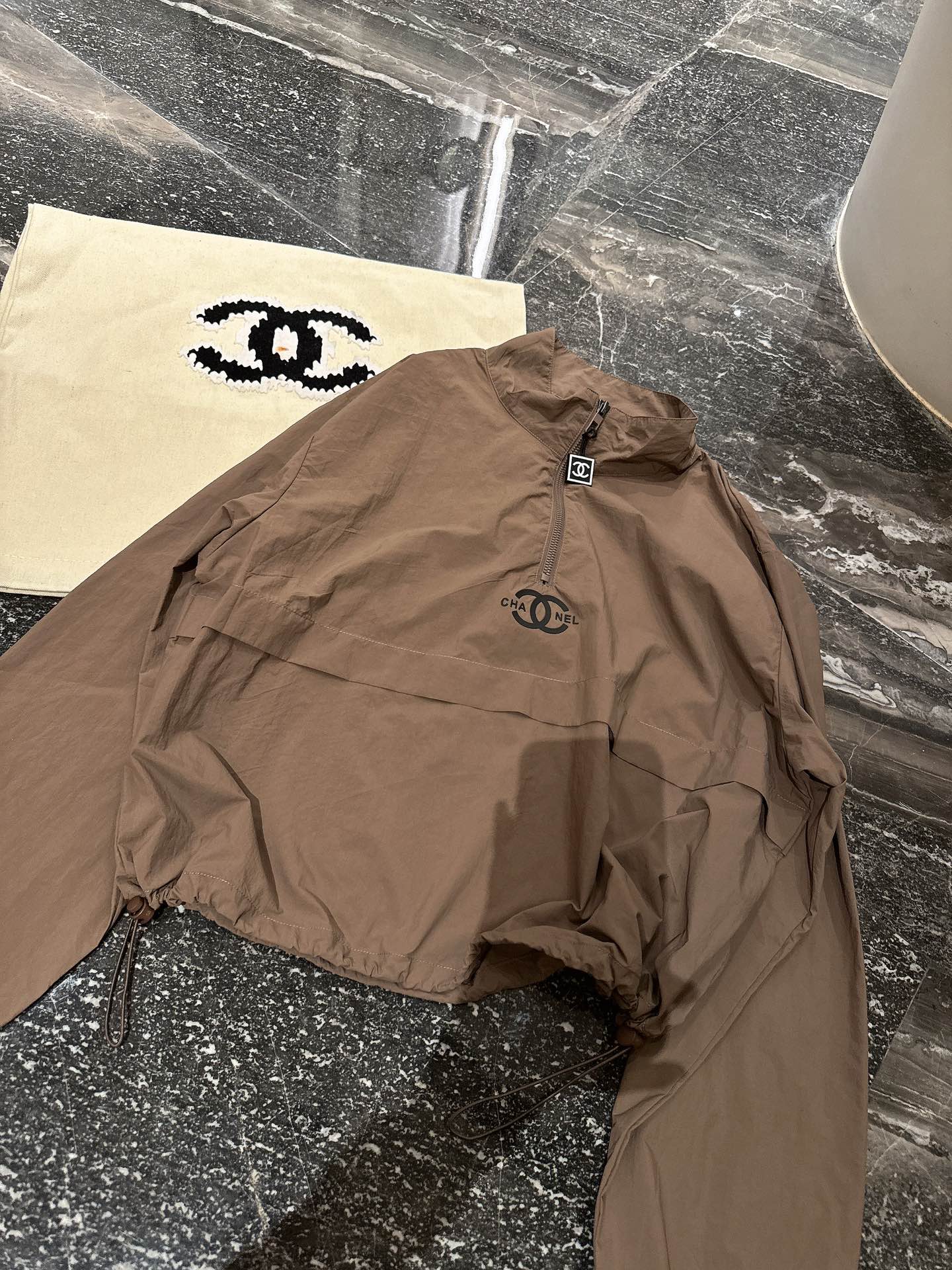 Half zip sun protection jacket