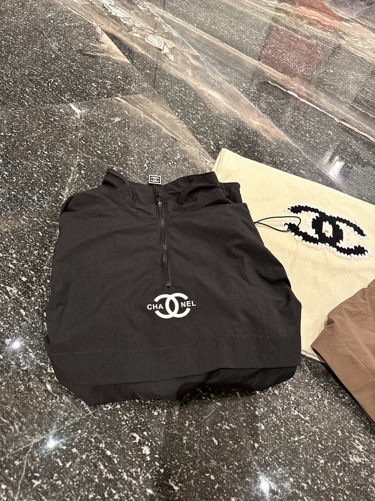 Half zip sun protection jacket