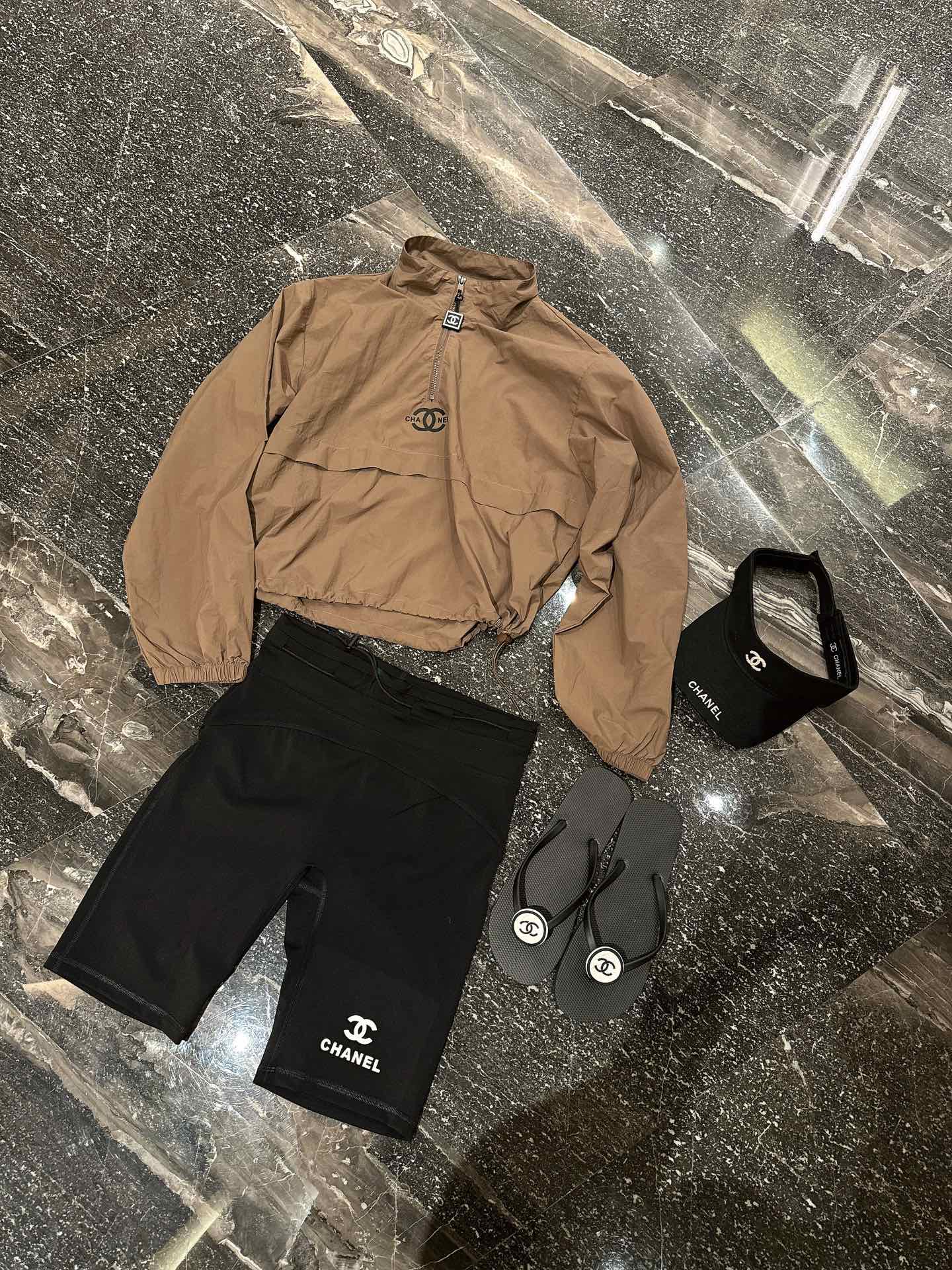 Half zip sun protection jacket