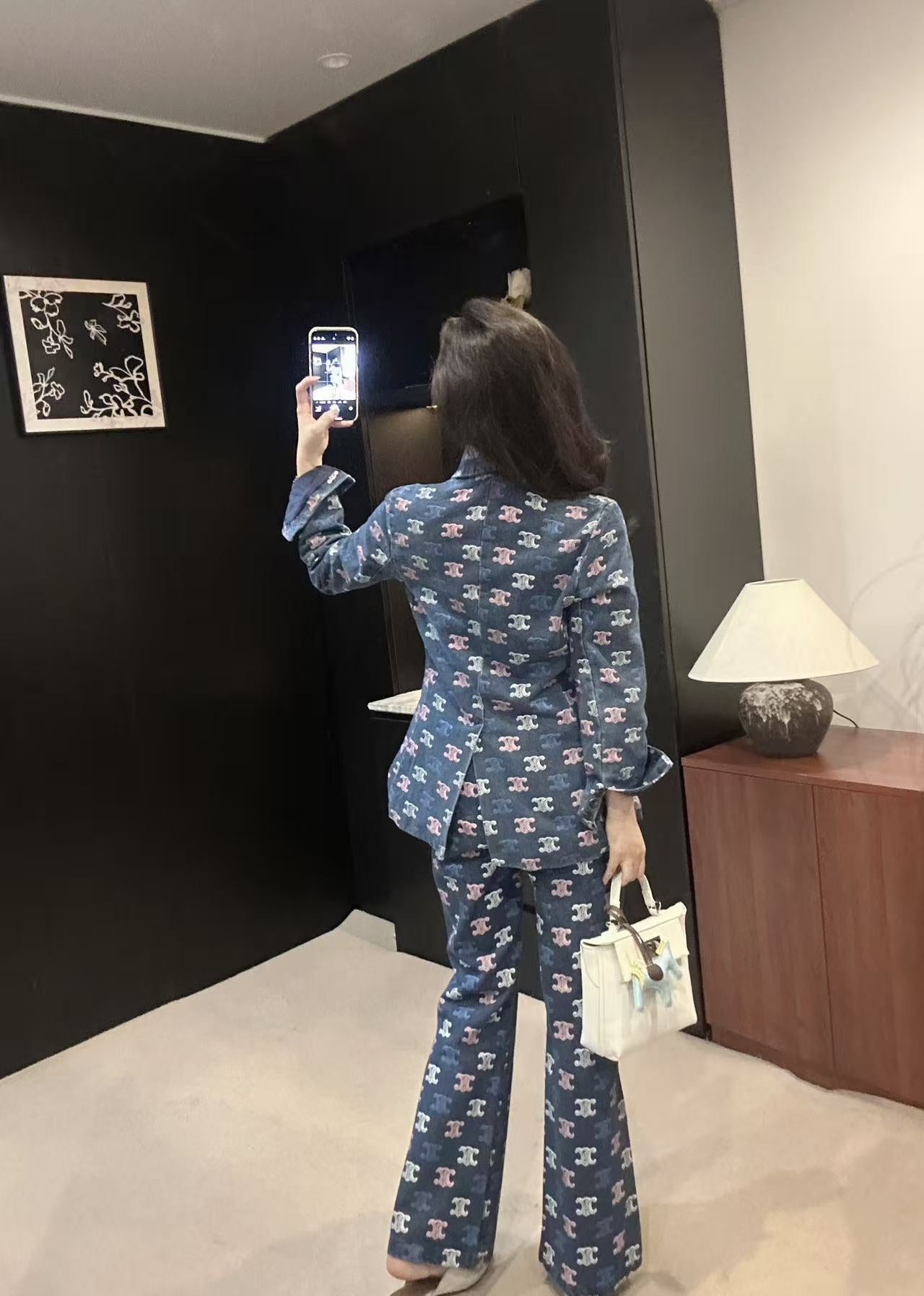 Early Autumn Latest Classic Logo Color Printed Cowboy Set
