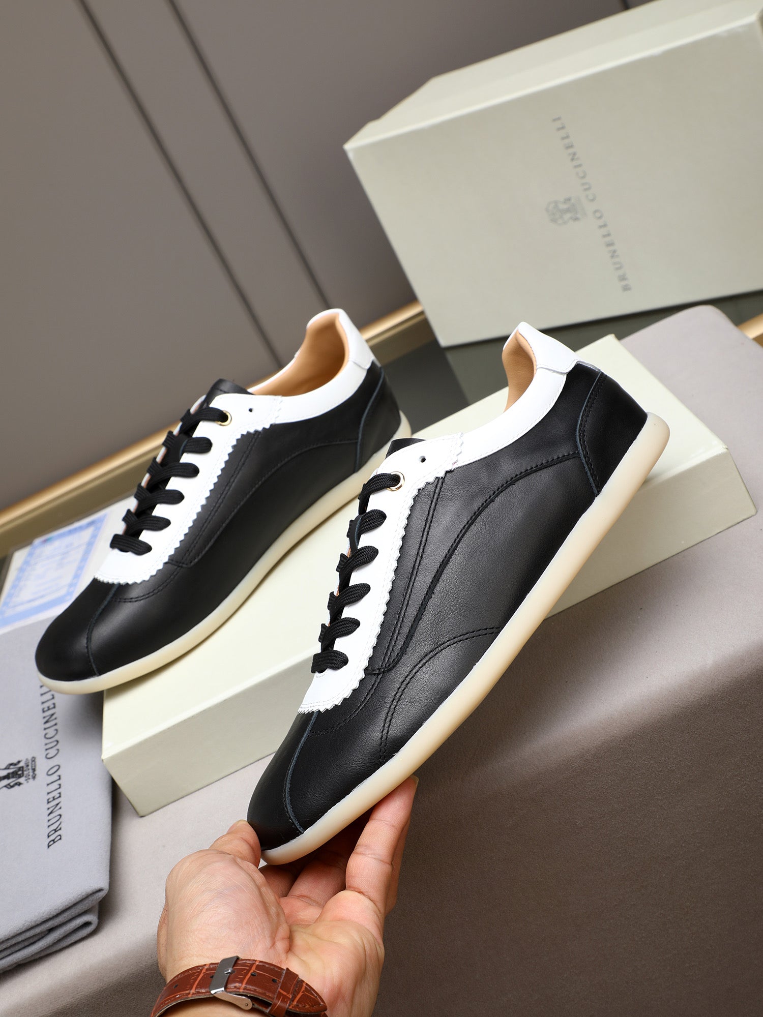 Selected cowhide upper men's shoes