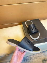 Men's spring and summer slippers