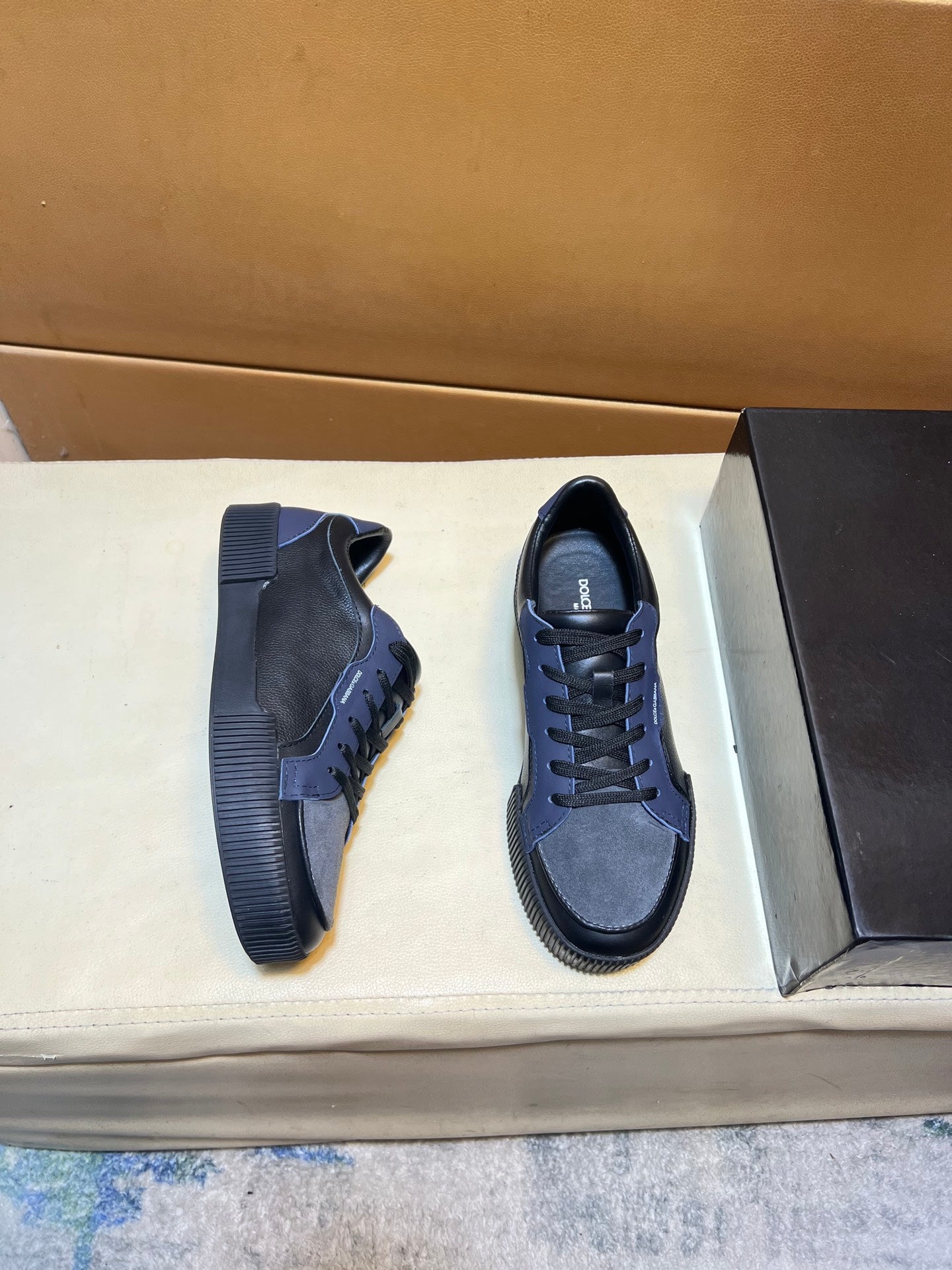 Casual shoes are a must-have for trendy men