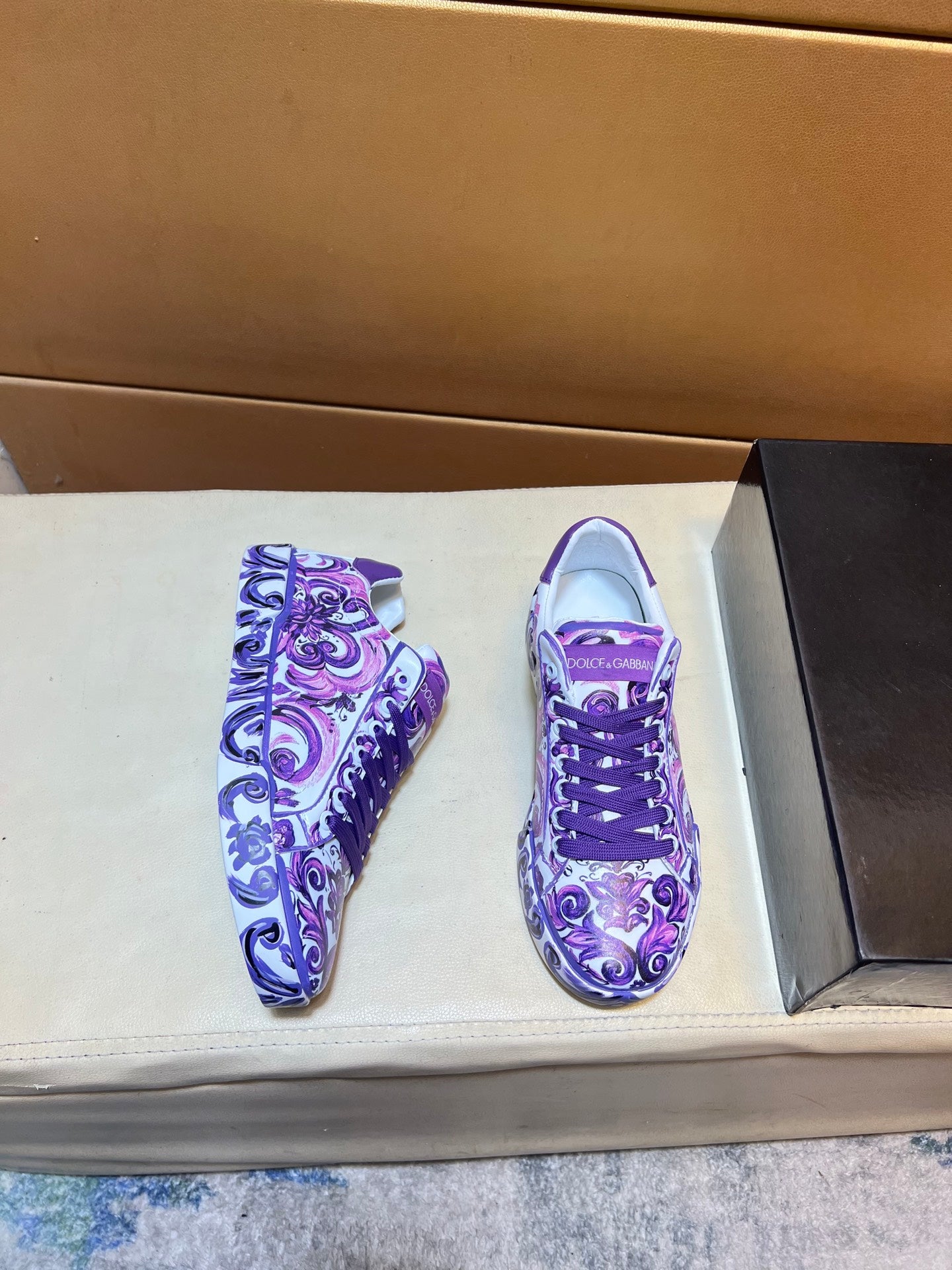 Casual shoes are a must-have for trendy men