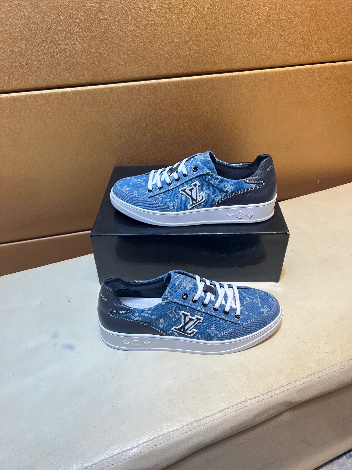 🏃 Casual shoes are a must-have for trendy men 😍