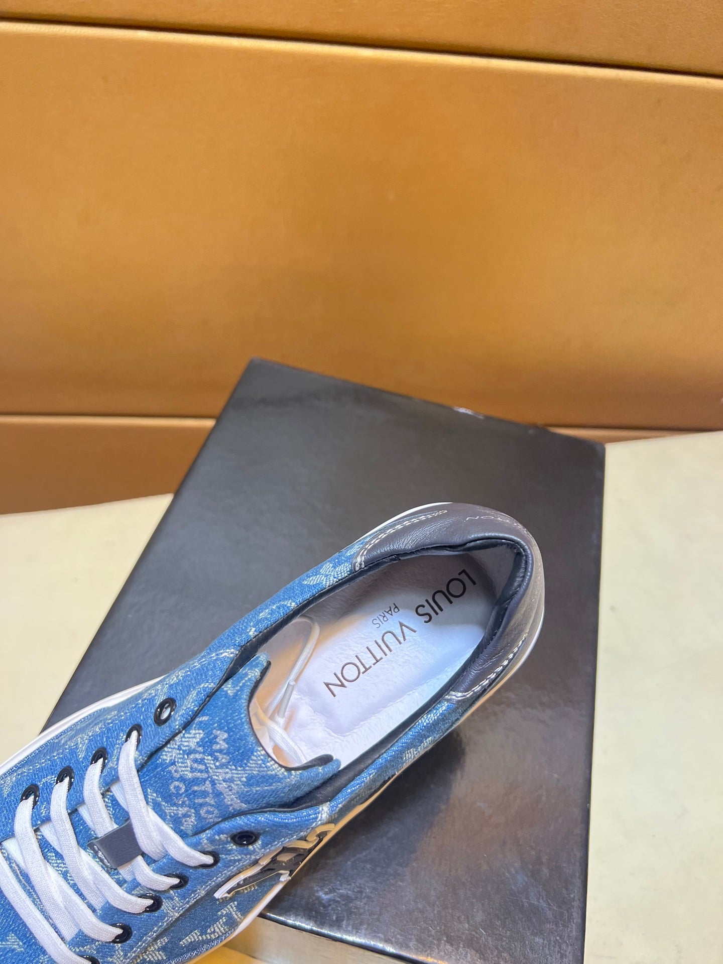 🏃 Casual shoes are a must-have for trendy men 😍