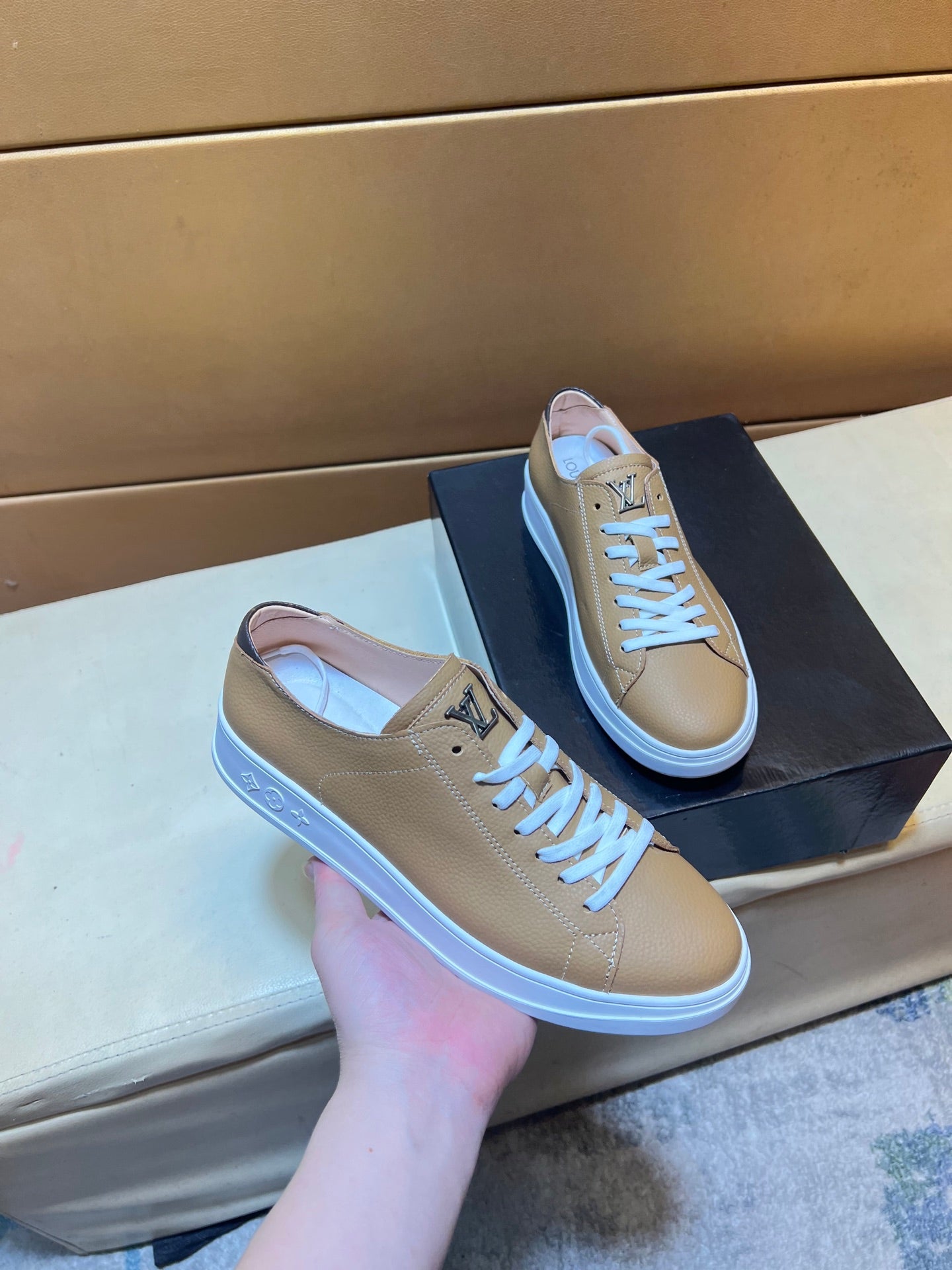 🏃 Casual shoes are a must-have for trendy men
