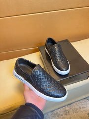 🏃 Casual shoes are a must-have for trendy men 😍