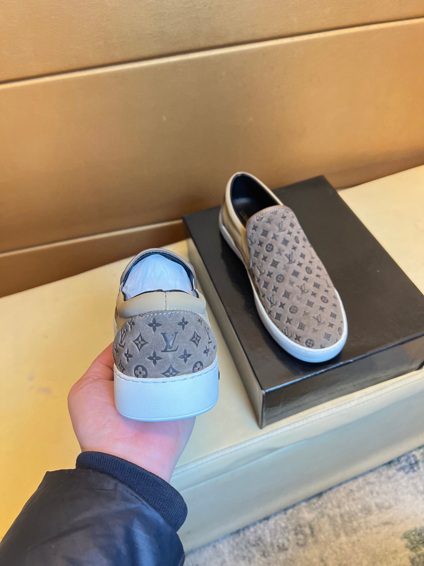 🏃 Casual shoes are a must-have for trendy men 😍