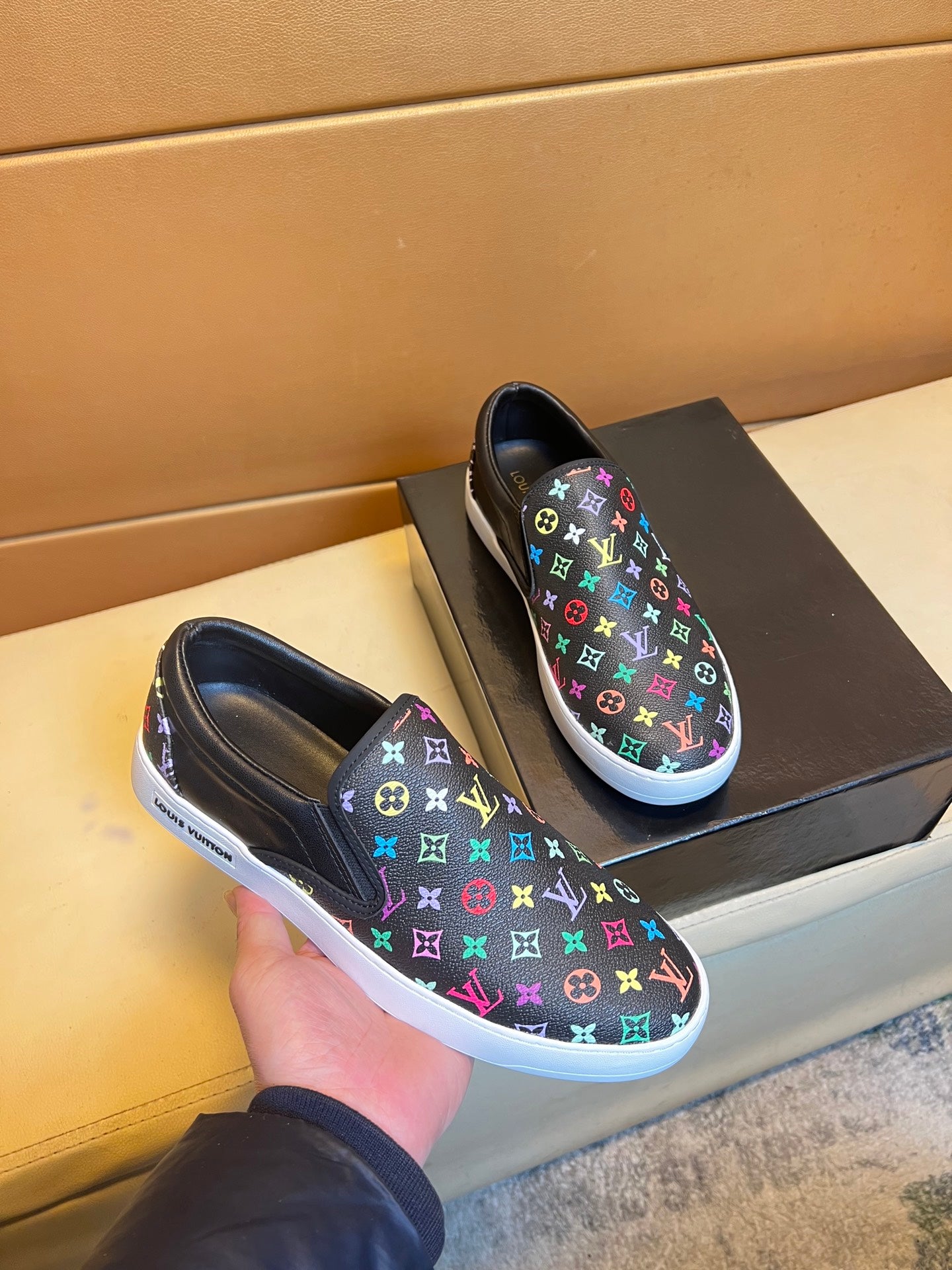 🏃 Casual shoes are a must-have for trendy men 😍
