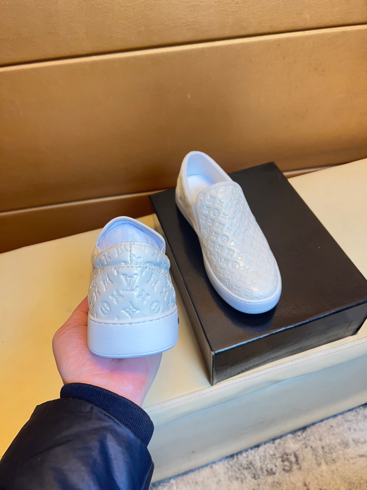 🏃 Casual shoes are a must-have for trendy men 😍
