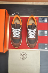 Fashionable casual men's shoes