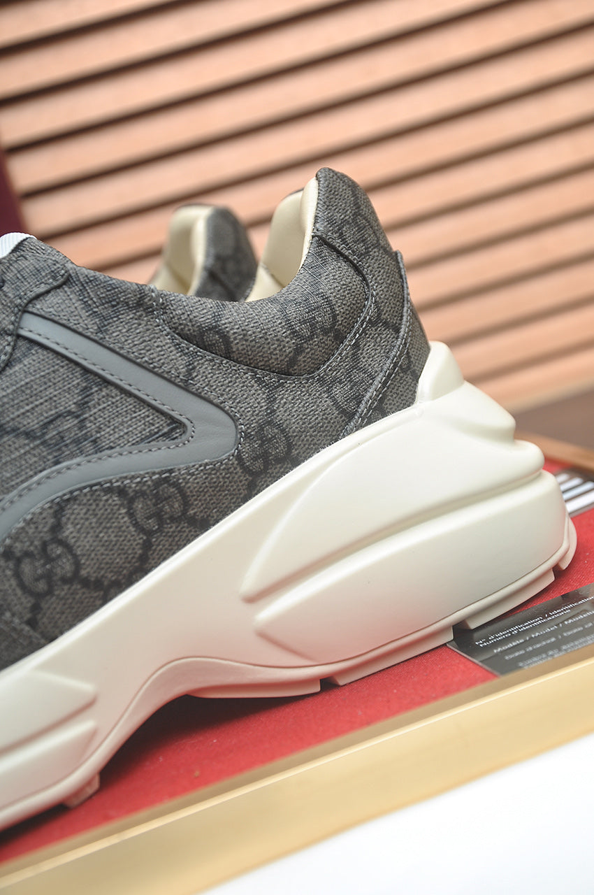 Couple style dad shoes