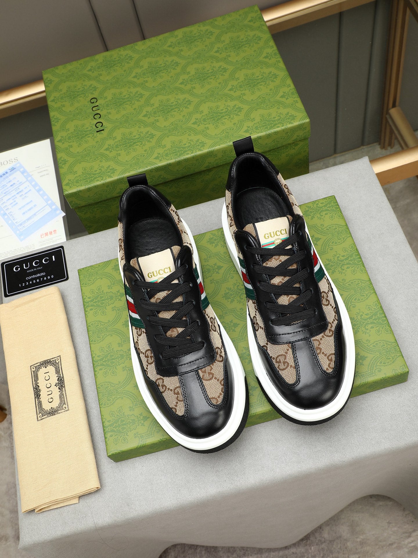 Fashionable and trendy new men's shoes