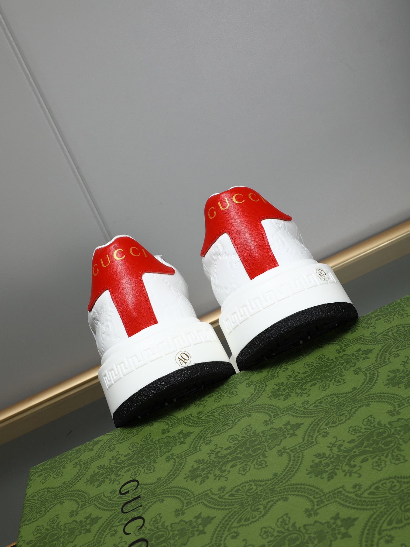 Fashionable and trendy new men's shoes