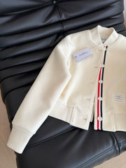 Classic contrasting ribbon splicing woolen baseball jersey