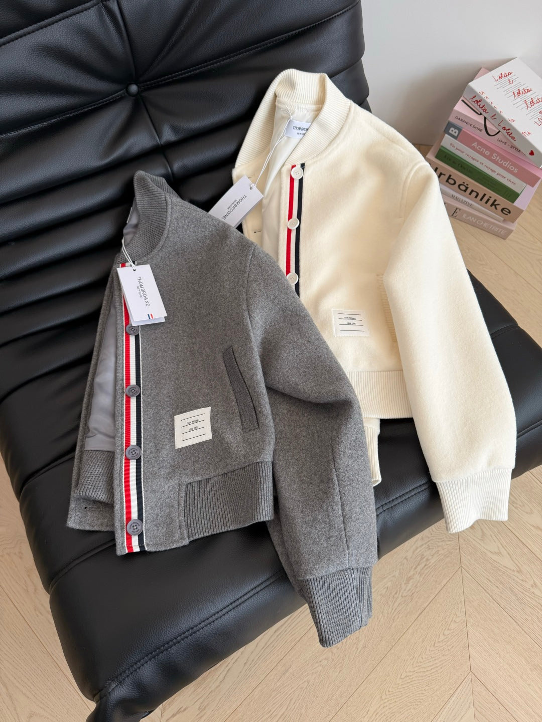 Classic contrasting ribbon splicing woolen baseball jersey
