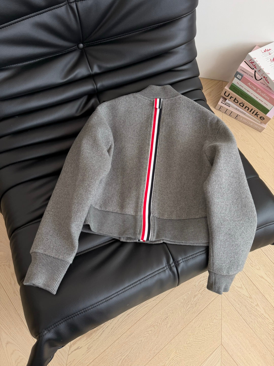 Classic contrasting ribbon splicing woolen baseball jersey