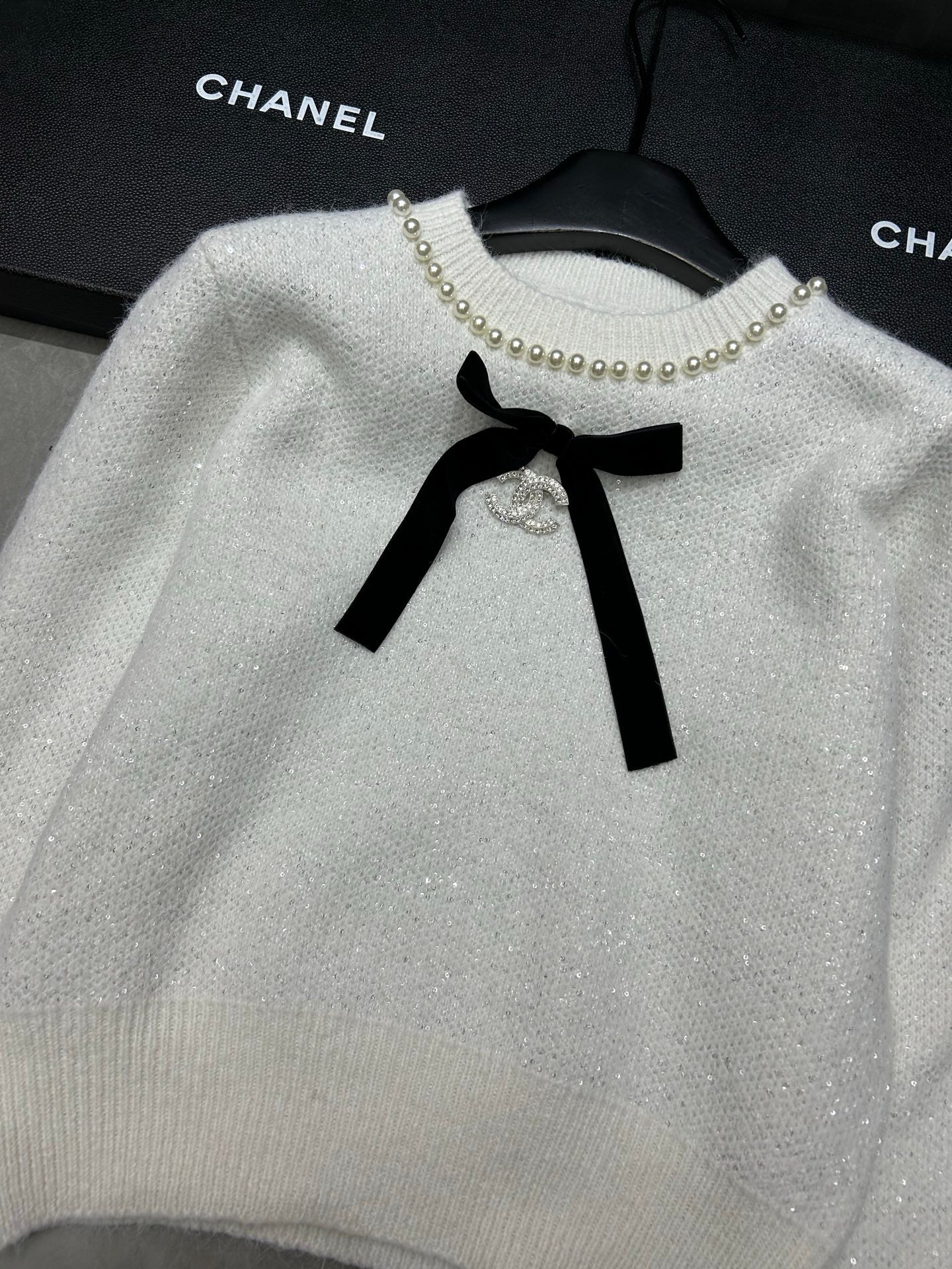 Bow bright silk long sleeved shirt