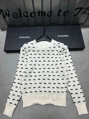 Bow tie long sleeved